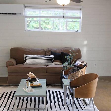 Remodeled Modern Ground Level Apt Blocks To Dwntn - B 템피 외부 사진